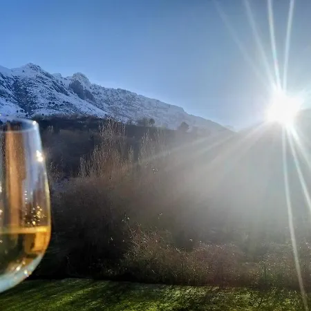 Apartamento LLAR DEL CARES Arenas De Cabrales Esterno foto